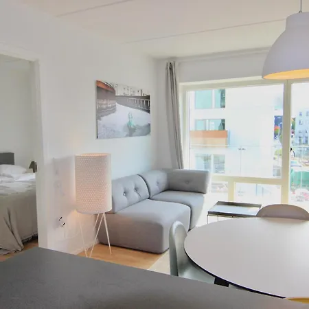 Beautiful 2-br W A Balcony By Harbour - 125 Odense